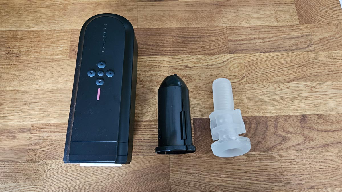 Kunststoffhalterung öffnen und Sleeve herausnehmen